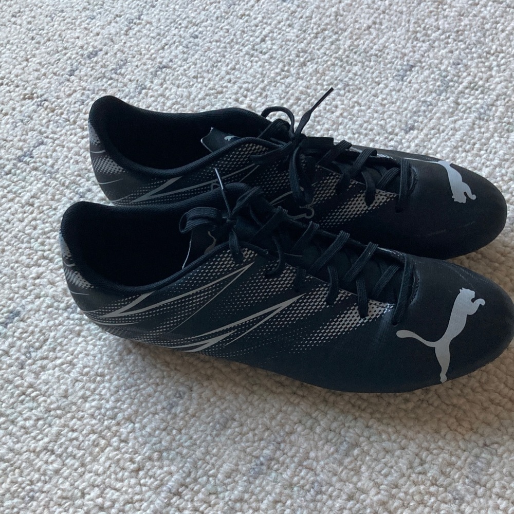 Puma Men's Black and Gray Athletic cleats soccer Shoes